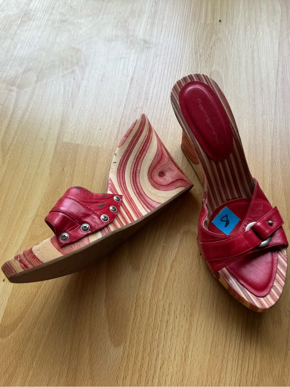 Vintage Fornarnia red leather and wood wedge sandals
